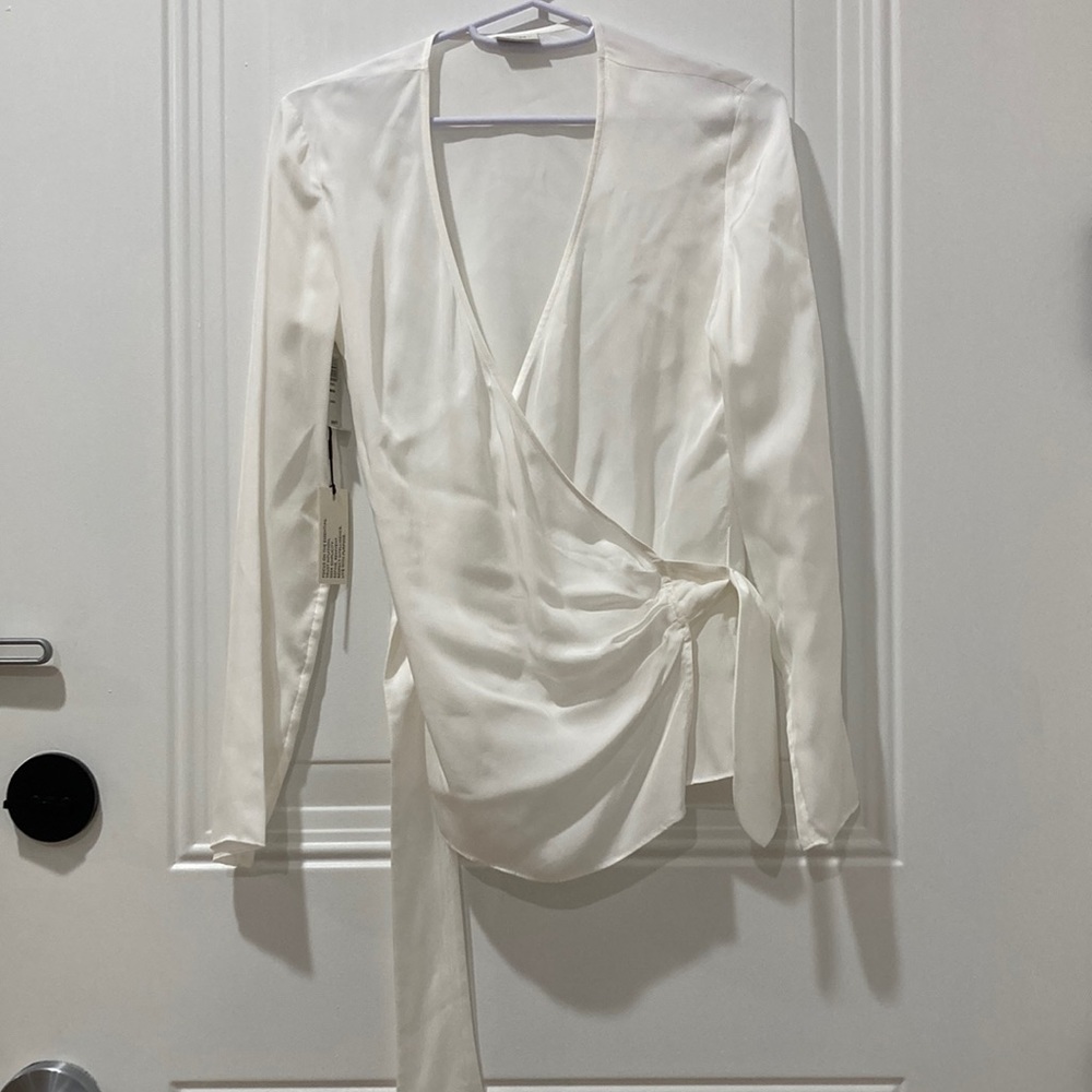 NWT Aritzia wren white tie wrap top